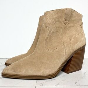 New! Vince Camuto Gredile Tan Suede Pointy Toe Bootie 11M